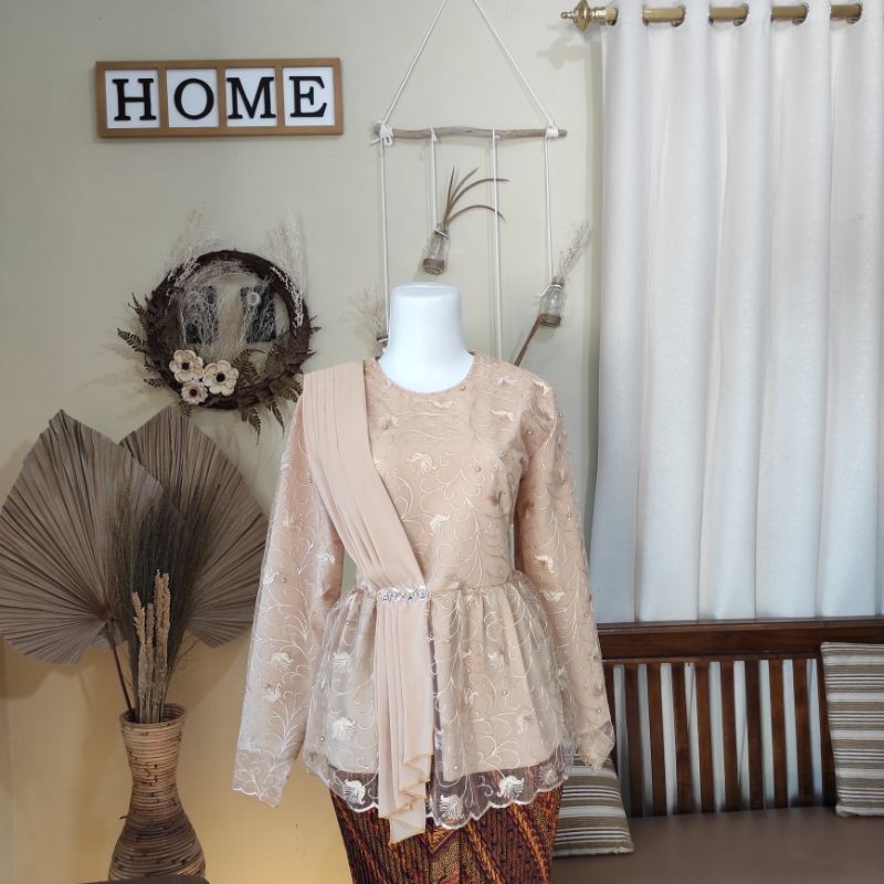 KEBAYA SELENDANG LAMARAN, WISUDA, DOMAS, BRIDESMAID (ATASAN SAJA)-Gold motif 1