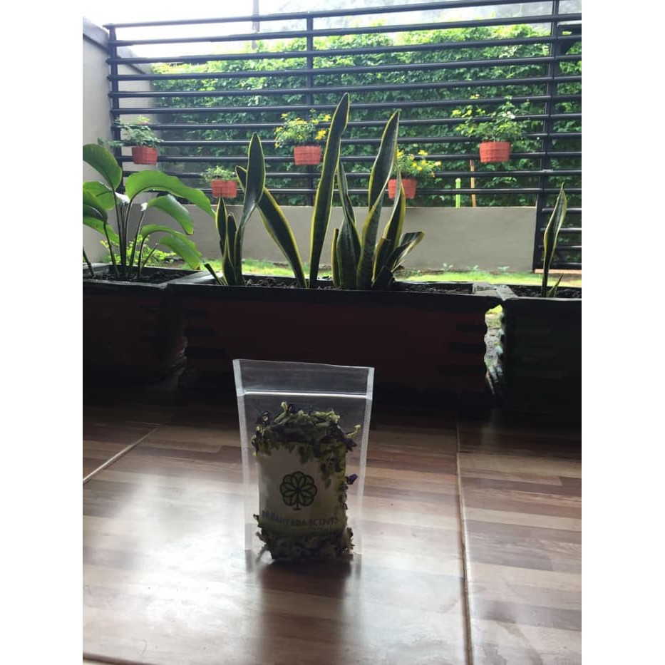 

bunga telang kering/butterfly pea flower/blue tea (100gr) TERMURAH