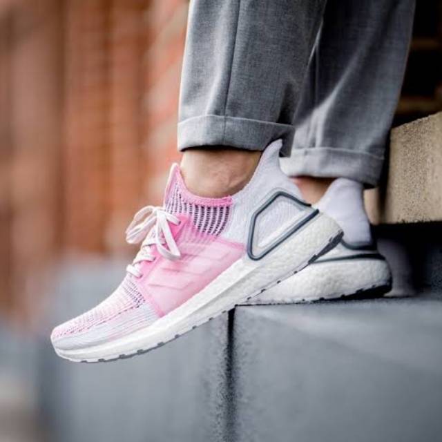 ultra boost 19 true pink