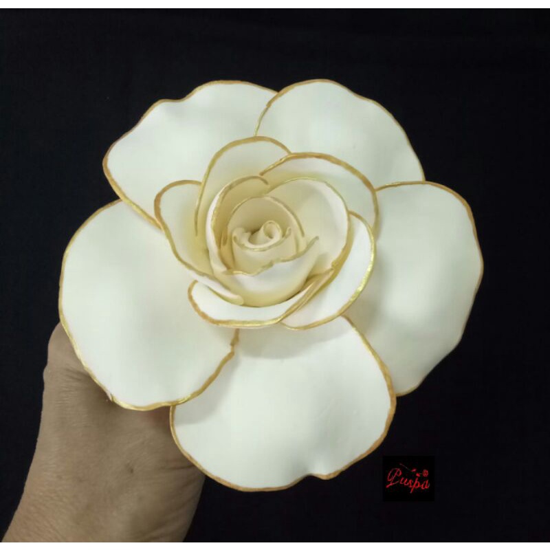 

(467/PRLG) Gumpaste Flower Sugar Flower/Bunga Gumpaste Rose