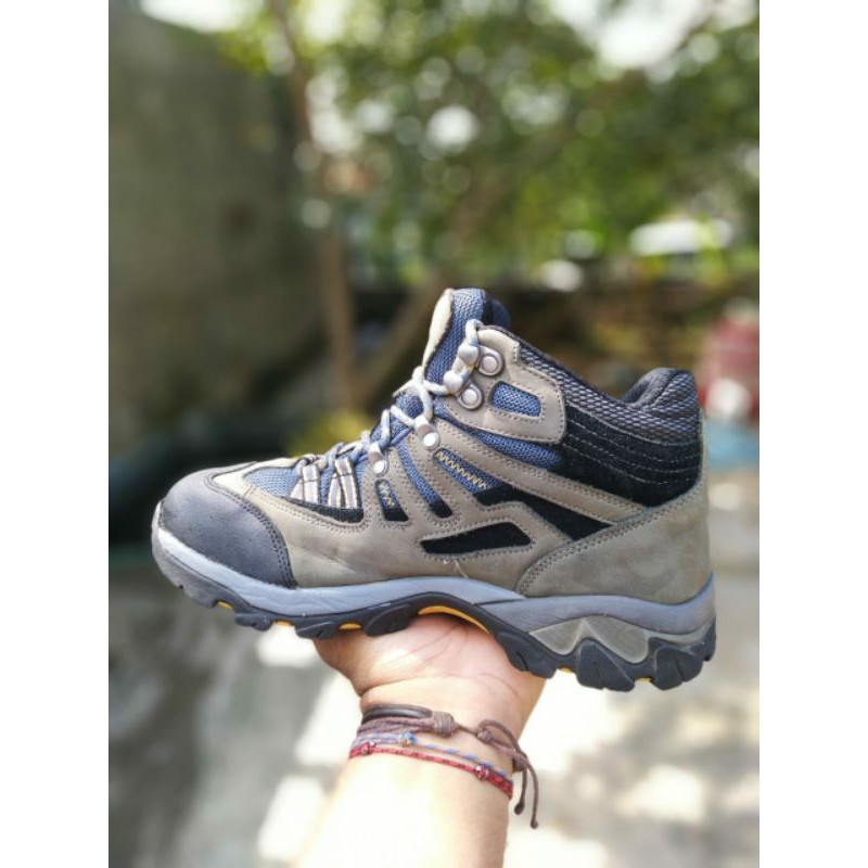 SEPATU GUNUNG K2 Gore•Tex Xgrip / SECOND PREMIUM