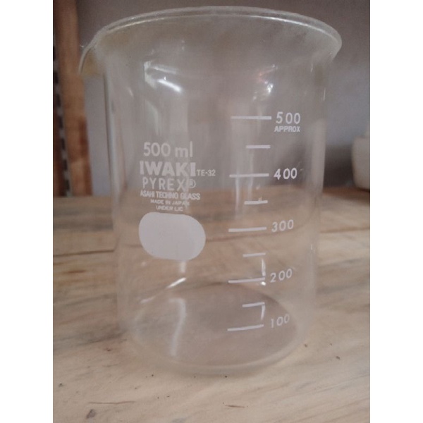 Jual Beaker Glass Pyrex Iwakigelas Takar Gelas Ukur Alat Lab Farmasi Kimia 500 Ml Shopee 8602