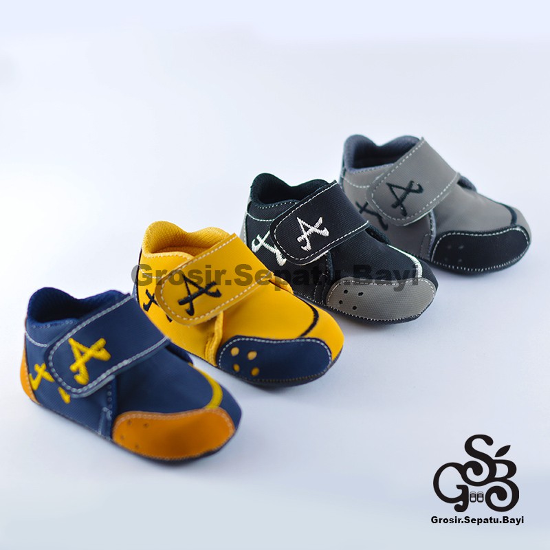 sepatu bayi baby shoes prewalker laki laki umur 2 - 14 bulan model casual A warna KREM
