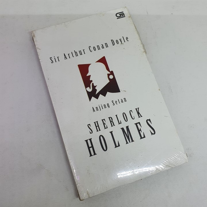 Novel Sir arthur conan doyle anjing setan sherlock holmes