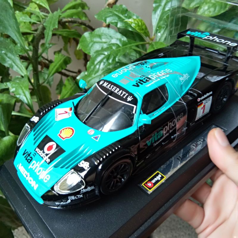 Bburago 1:24 - Maserati MC12 Race Car