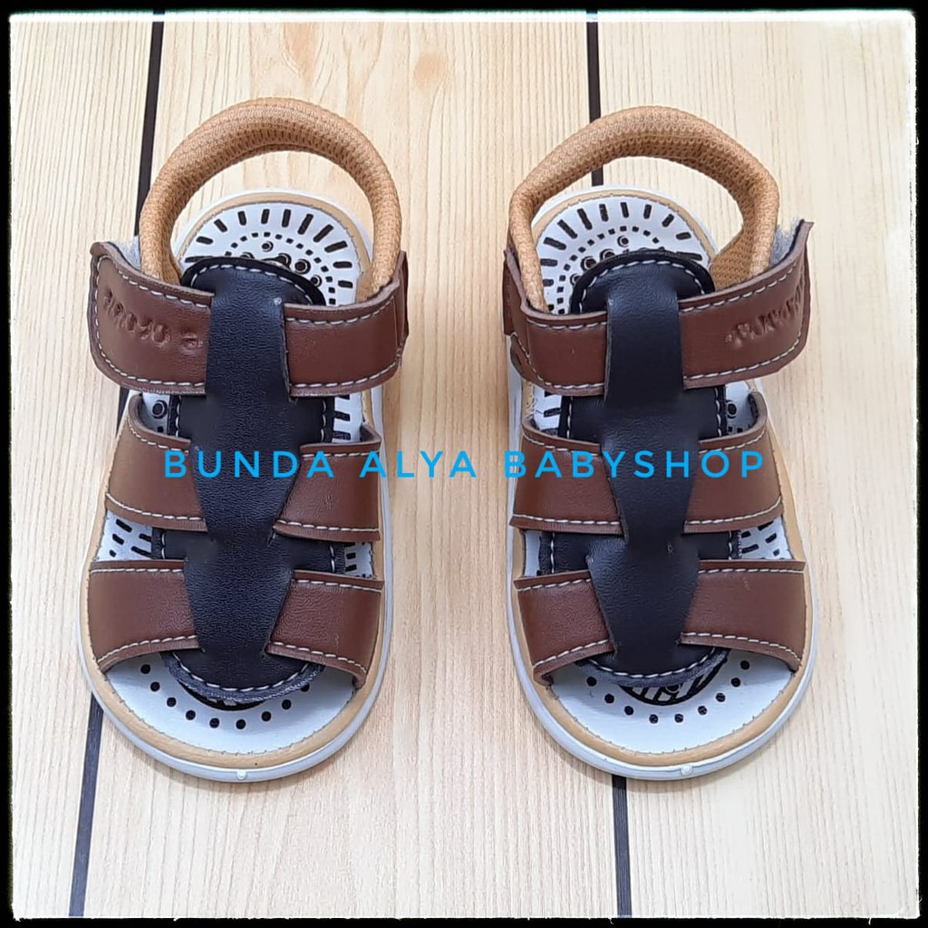 Sendal Anak Laki 1 Tahunan COKLAT Bunyi Toet - Sandal Anak Cowok Anti Licin Alas Karet Size 24 - 25