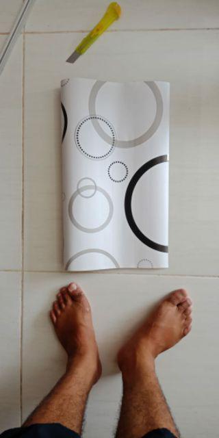 Wallpaper Dinding Ruang Tamu Rumah Kamar Tidur Murah  Polkadot Hitam Putih Terbagus Terlaris Elegan