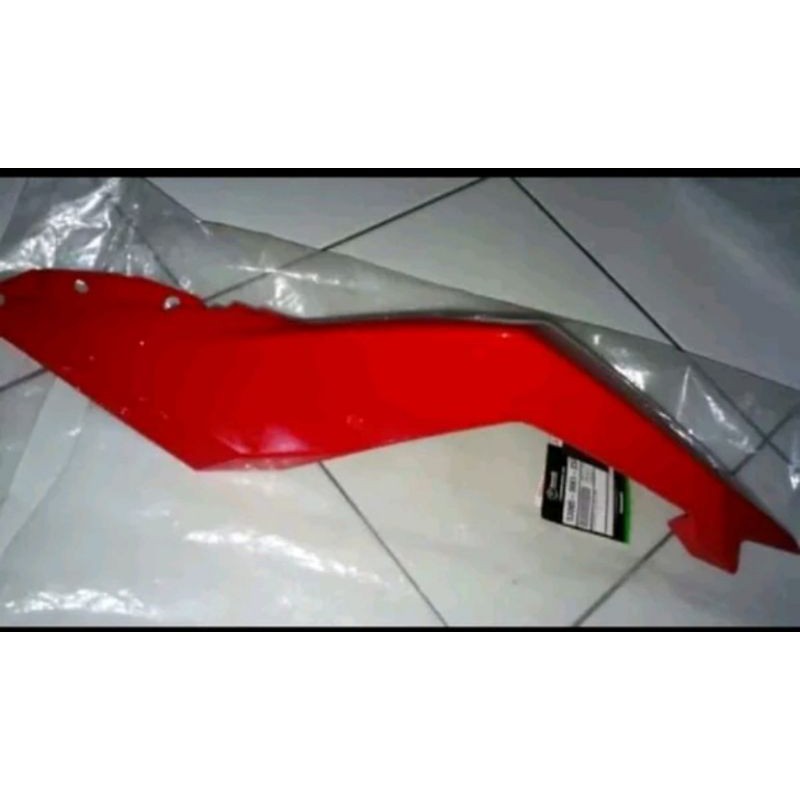 cover body belakang ninja 250 fi original orange kanan