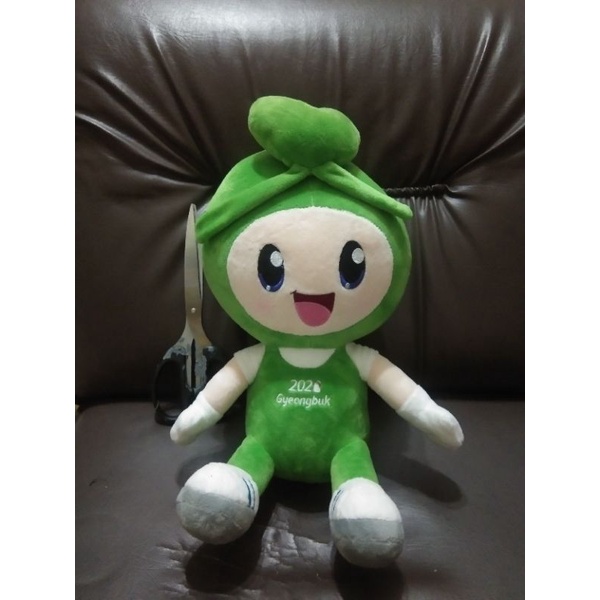 boneka cowok