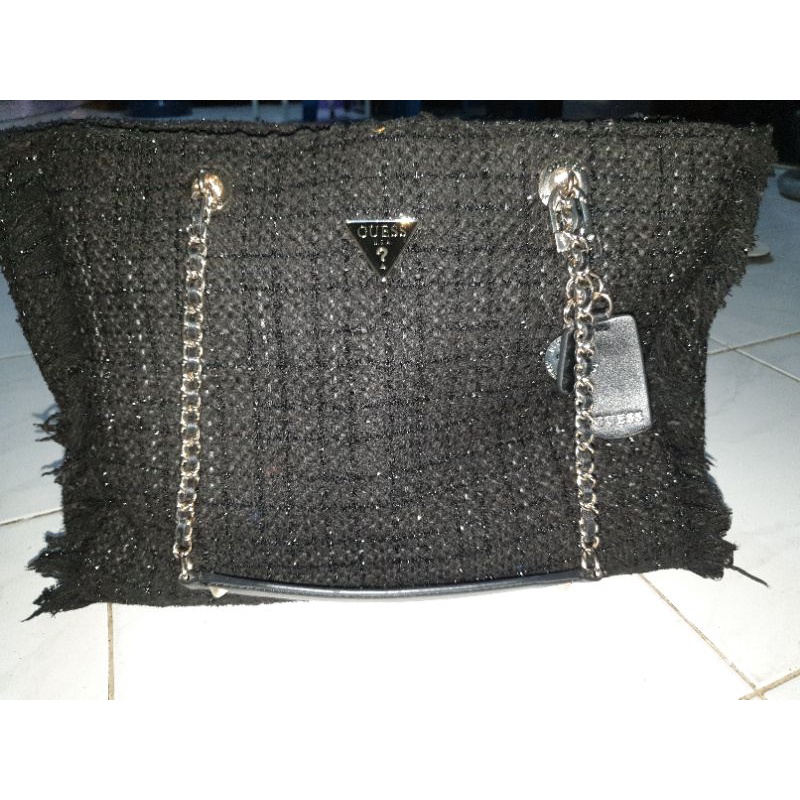 tas guess cessily preloved original