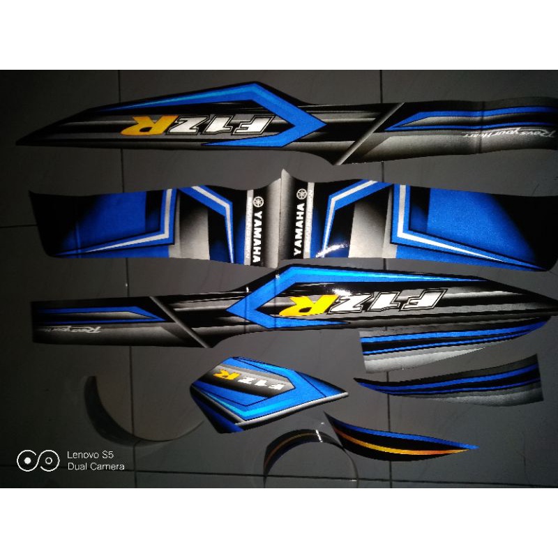 striping fizr biru hitam reflektif