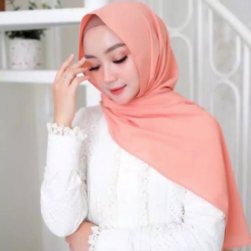 Hijab Instant Diamond Pashmina Tali Panjang Tepi Jahit-Peach