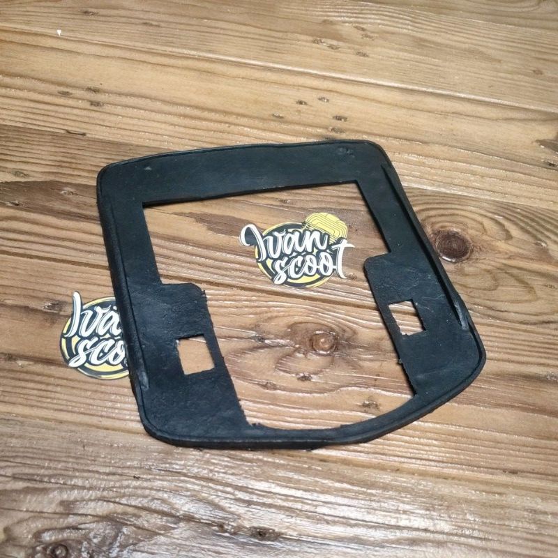 KARET STOPLAMP VESPA SUPER SPRINT KOTAK