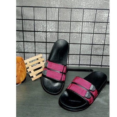 Sandal Pria Slop Kekinian Terbaru/Sandal Fashion/Sandal Murah/Sandal Terlaris COD