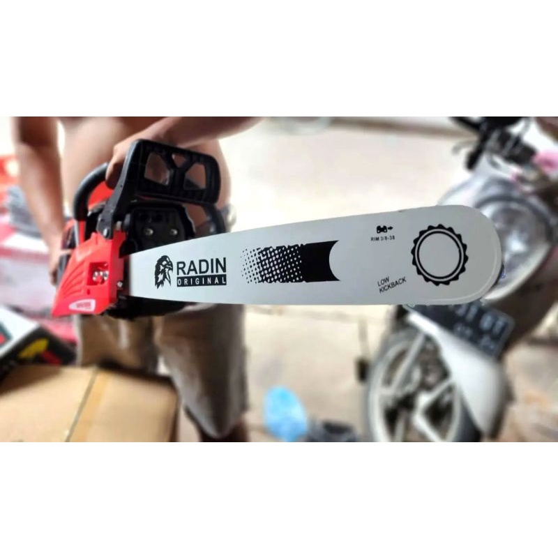 Mesin Gergaji Kayu Chainsaw RADIN BAR 22 BAJA
