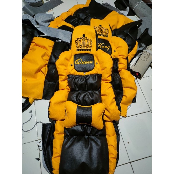 Cover jok mobil sofa Ayla Agya Brio motif sofa