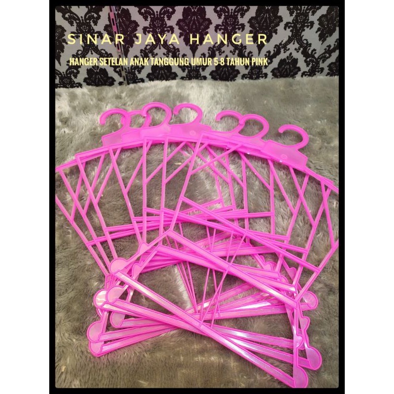 Hanger setelan anak tanggung umur 5-8 tahun pink