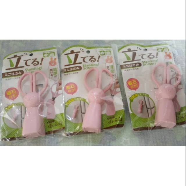 

Gunting rabbit unik, aman, lucu yang bisa ditempel di kulkas