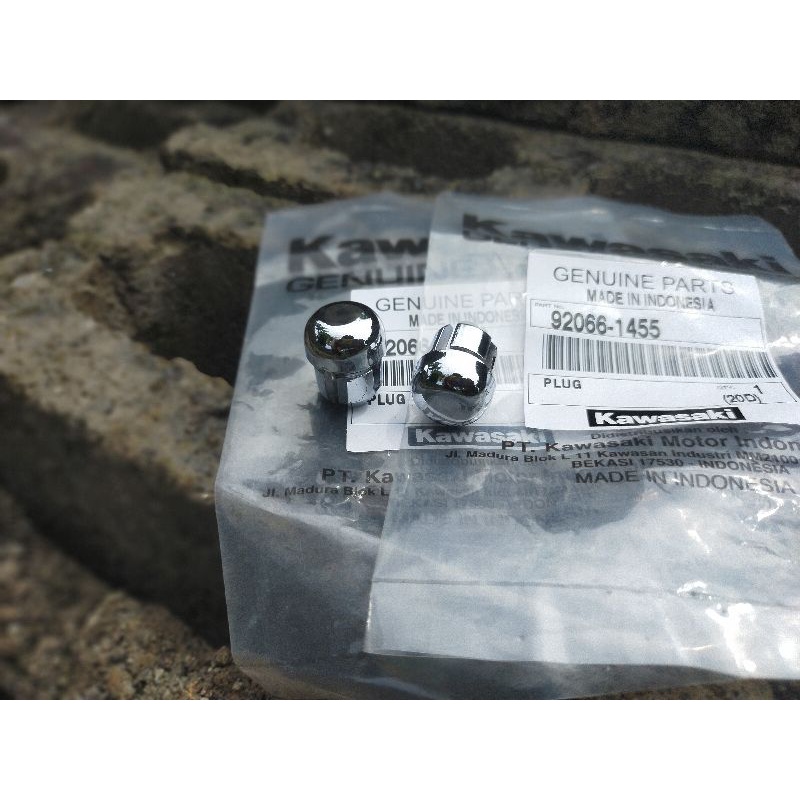 Tutup Behel Begel CB / Tutup Behel Kawasaki Ninja R Original / Tutup Begel Ninja R PNP Begel CB / Be