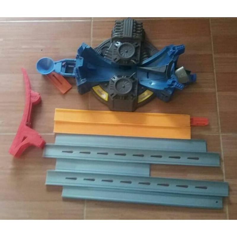 Track hotwheels