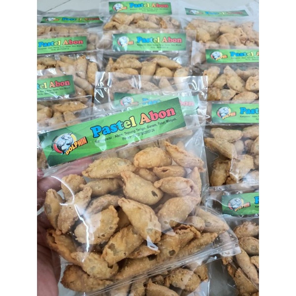 

dolphin pastel abon 160g - isi abon sapi