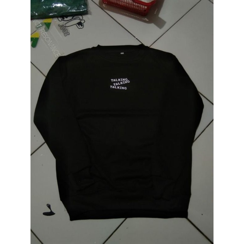 Sweater Basic Talking ON Logo bts tangan kiri