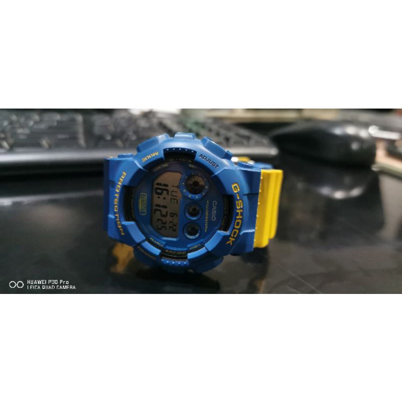 Casio Gshock GD120nc-2dr & GDX 6900ht white stone