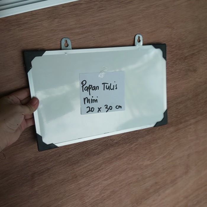 

Free Ongkir whiteboard mini 20 x 30cm Limited