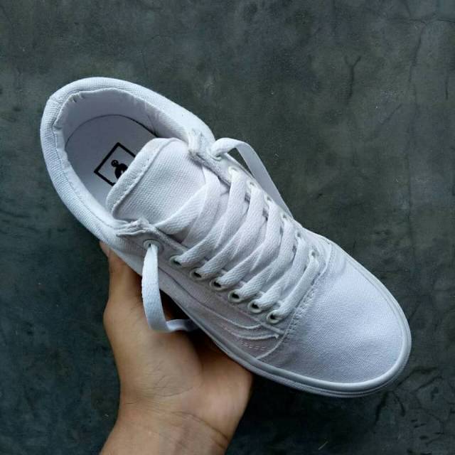 Siap Kirim Sepatu Vans Oldskool Bw N All White Sket Sekolah Olahraga Santai Sport Murah.,..