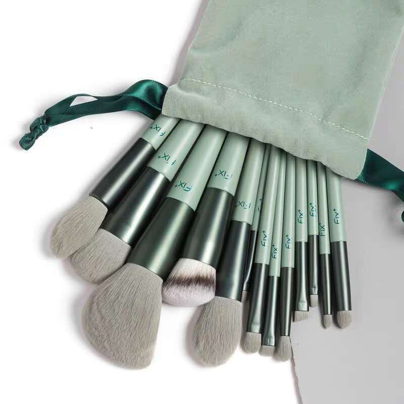 Make Up Brush 13 PCS FREE POUCH Brush Make Up Kecantikan 13 Set Bulu Sintetis Set Kuas Make Up