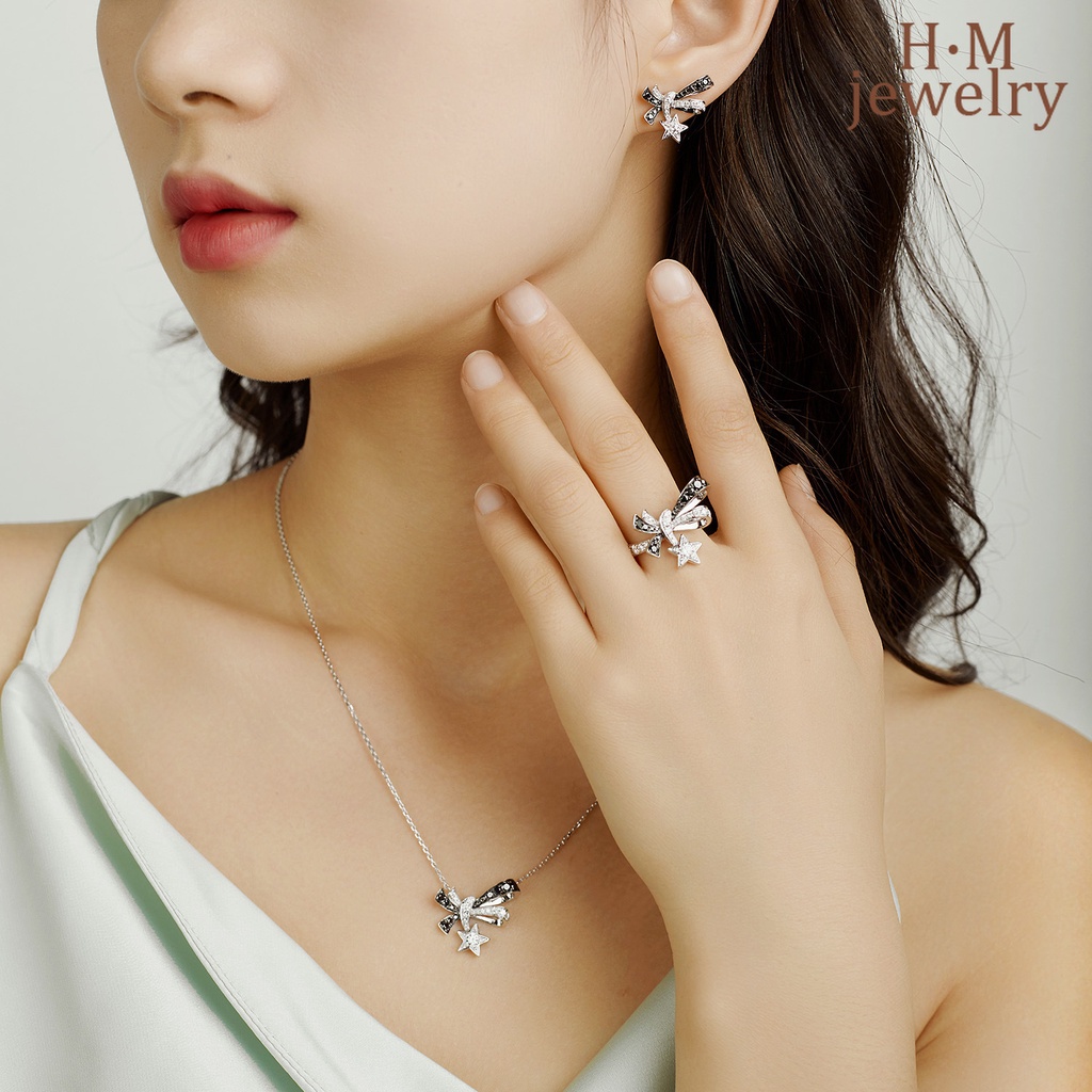 Set Anting Tusukkalung Rantai Liontin Kupukupu Hias Berlian Imitasi Untuk Wanita