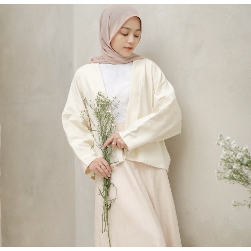 Basic cardigan by edmee outfit