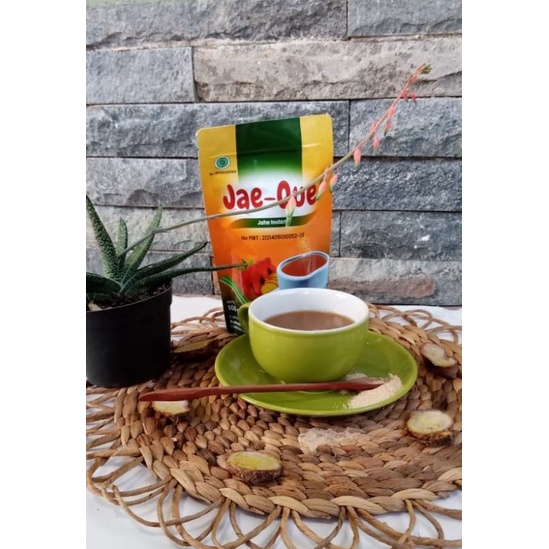 

Minuman Herbal Instan Kekinian Jahe Merah Jae-Que tinggal Seduh no Ribet