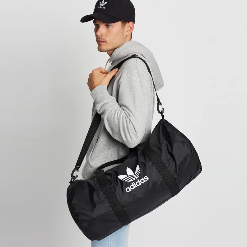 skybags medium size trolley