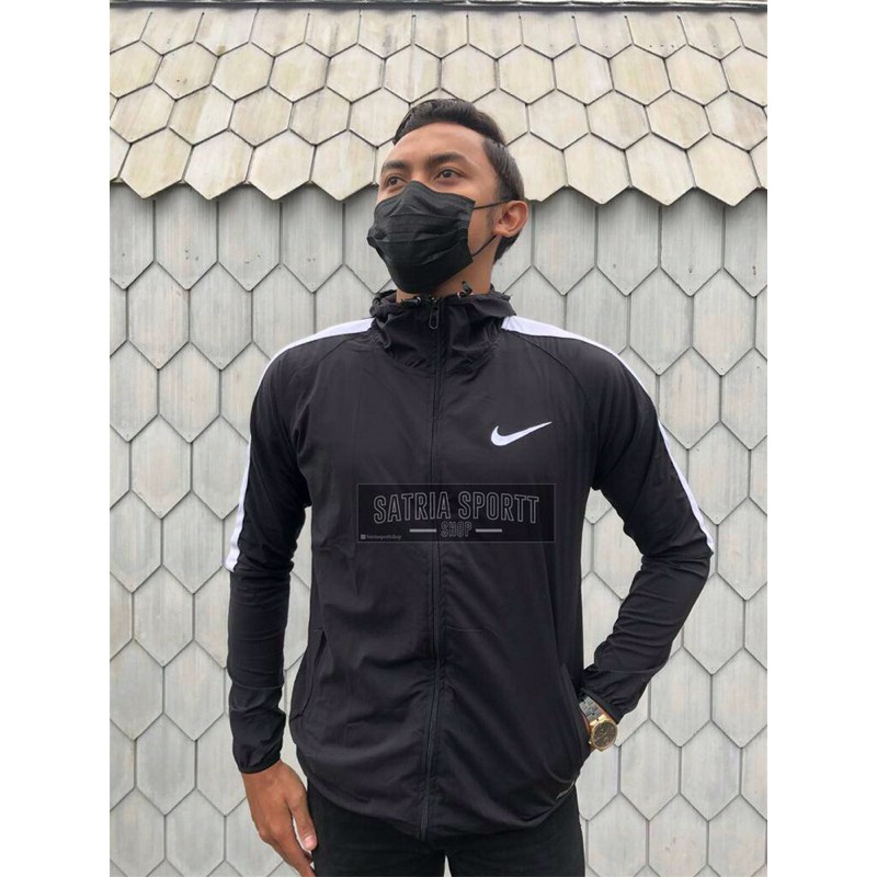 JAKET PARASUT PARASUT KUALITAS ORIGINAL / JAKET RUNING