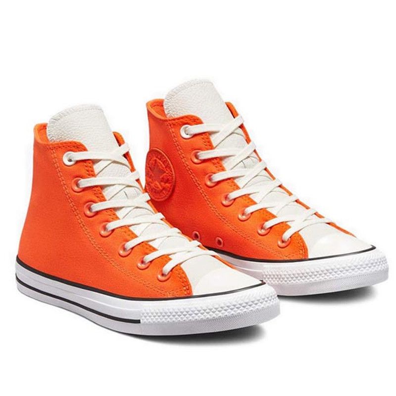 Converse orange