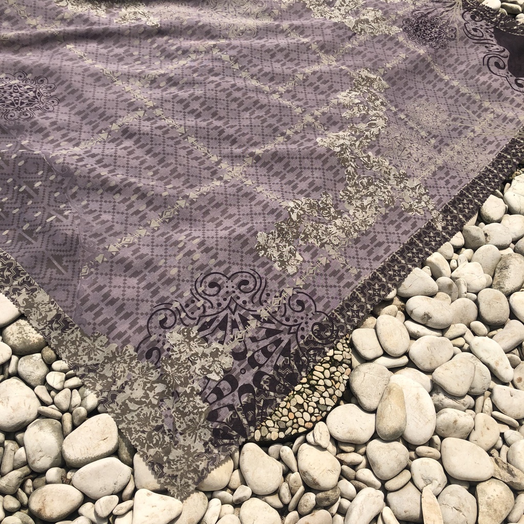 JILBAB MOTIF HIJAB SEGIEMPAT VOAL MOTIF PREMIUM JILBAB PRINT LASERCUT KERUDUNG SEGIEMPAT MOTIF MURAH-Qora Ash