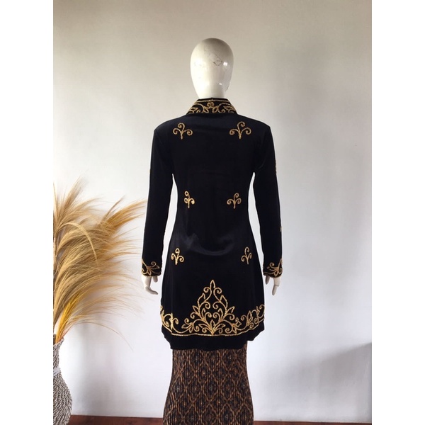 kebaya bludru jogja/baju pengantin jogja/baju putri jogja