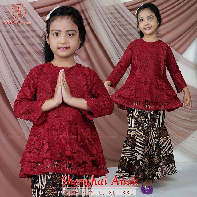Set Kebaya Anak Aurora Mix Duyung Maroon / Silver