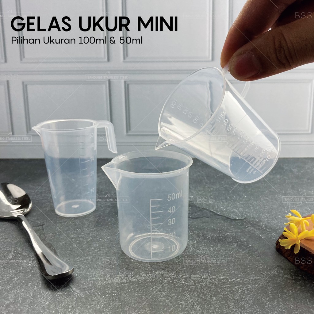 Gelas ukur plastik 50ml 100ml measuring cup 100 ml murah garis bening