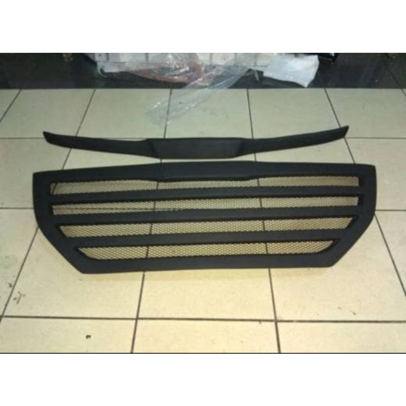 grill Innova 2014 - 2015 dan list kap