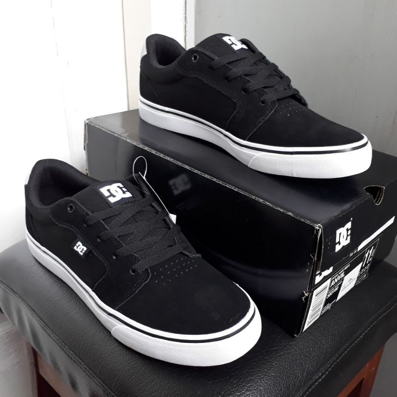 ORI SALE DC Shoes Men up to 70% Anvil Black/Battleship Emerald Sepatu Pria