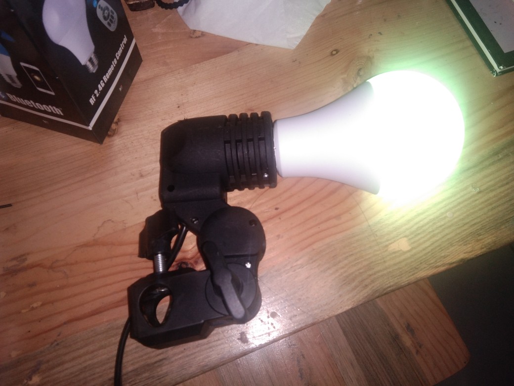 Yam Lamp Holder Lampu Foto Single Socket E27 Dudukan Payung - Hq-dz001