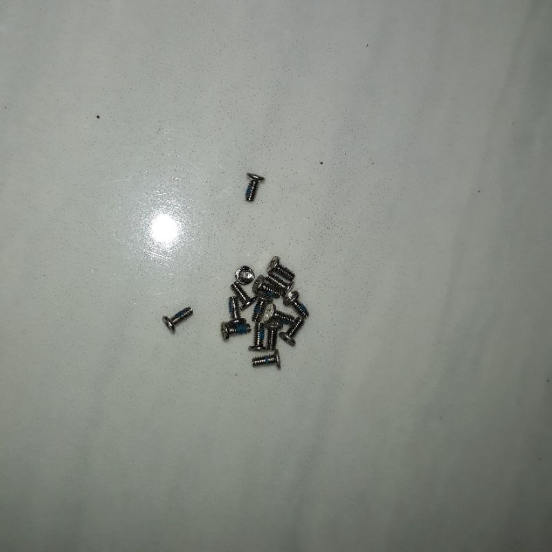 skrup set ori bawaan huawei y6 u31