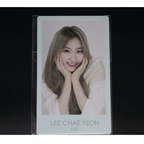 Izone Chaeyeon Official japan Polaroid