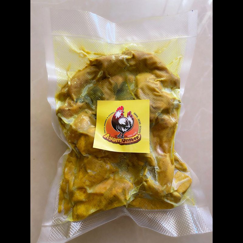 

Ayam Ungkep 1 Ekor (potong 4/8/10/12)