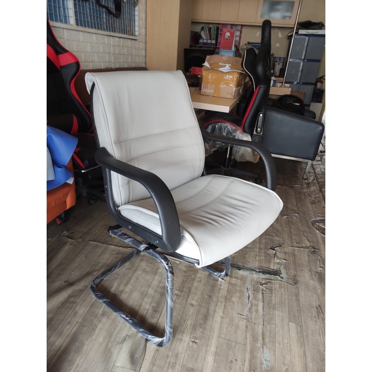 Kursi Kantor | Kursi Direksi Minimalis | Kaki Hadap | Berkualitas & Murah Dibekasi | Garansi Resmi