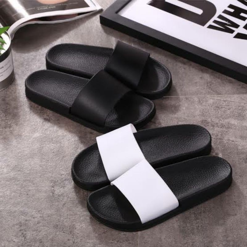sandal slip on polos