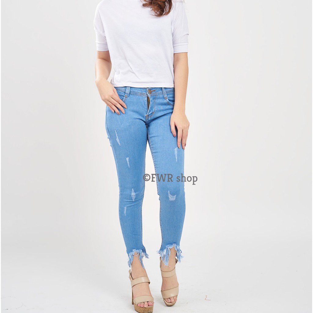 Celana jeans wanita LV 11112 Ripped jeans laser 7/9 