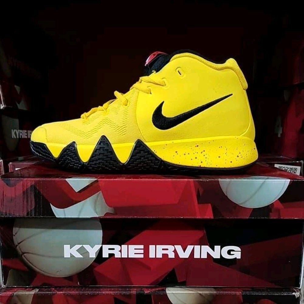 sepatu basket nike kyrie 4